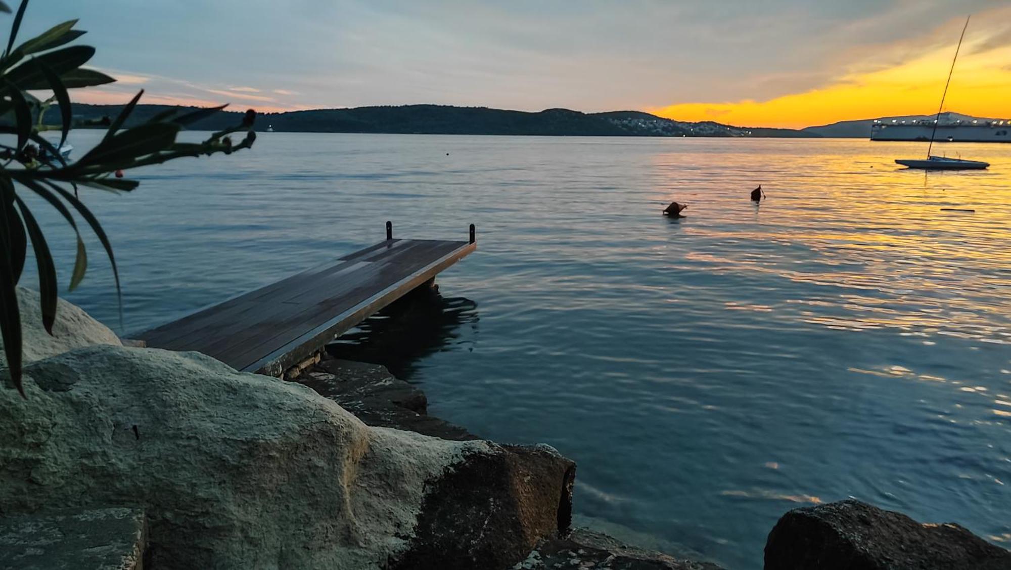 Villa Penava, Private Beach, Pool And 7Min To Trogir Bagian luar foto