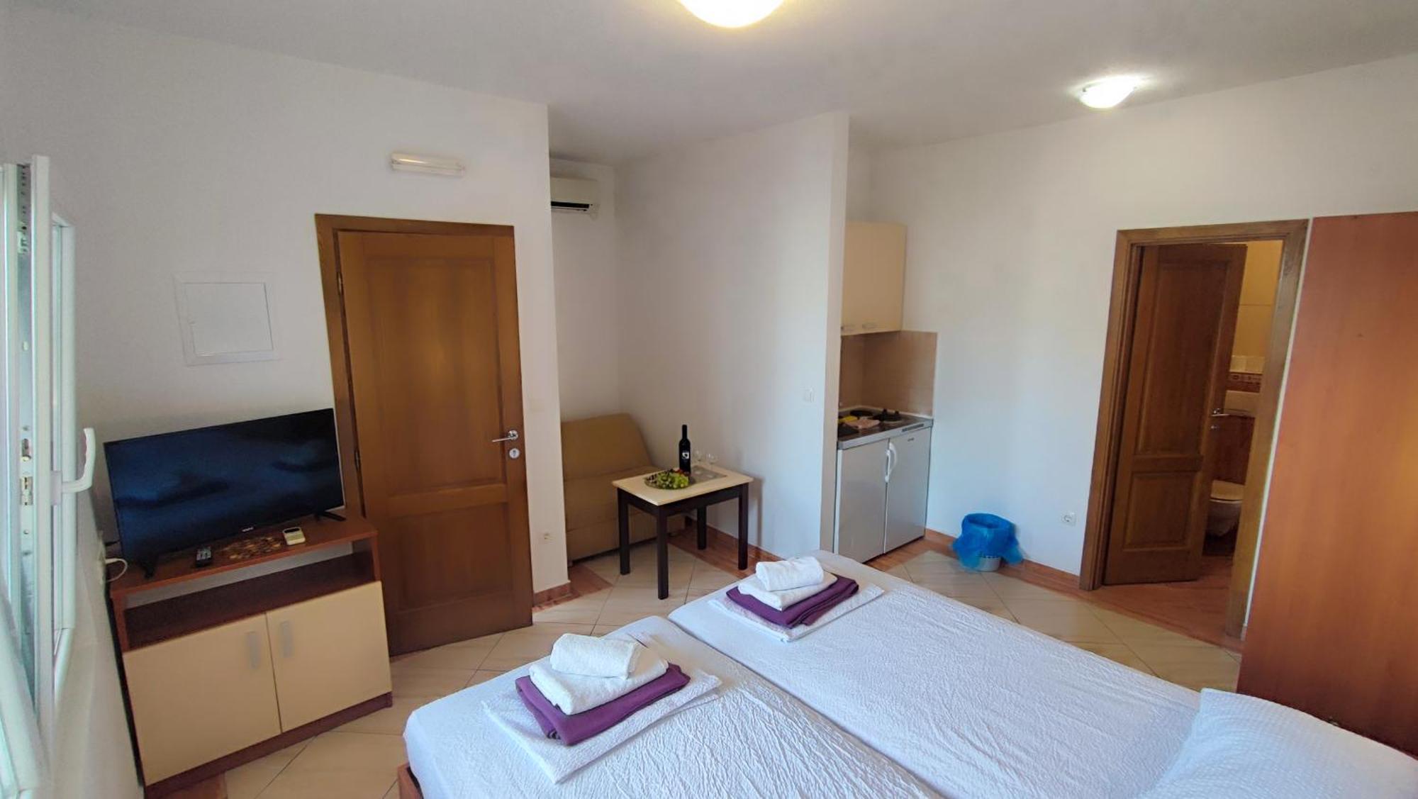 Villa Penava, Private Beach, Pool And 7Min To Trogir Ruang foto