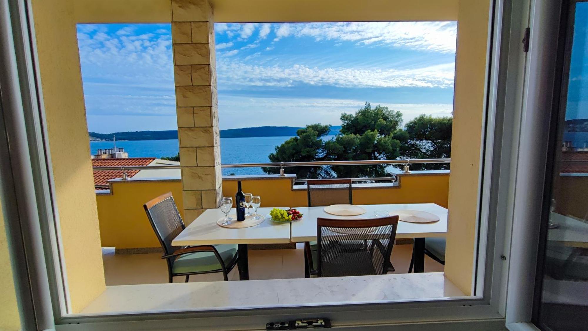 Villa Penava, Private Beach, Pool And 7Min To Trogir Ruang foto