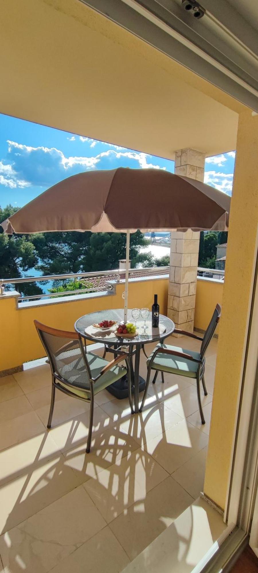 Villa Penava, Private Beach, Pool And 7Min To Trogir Ruang foto