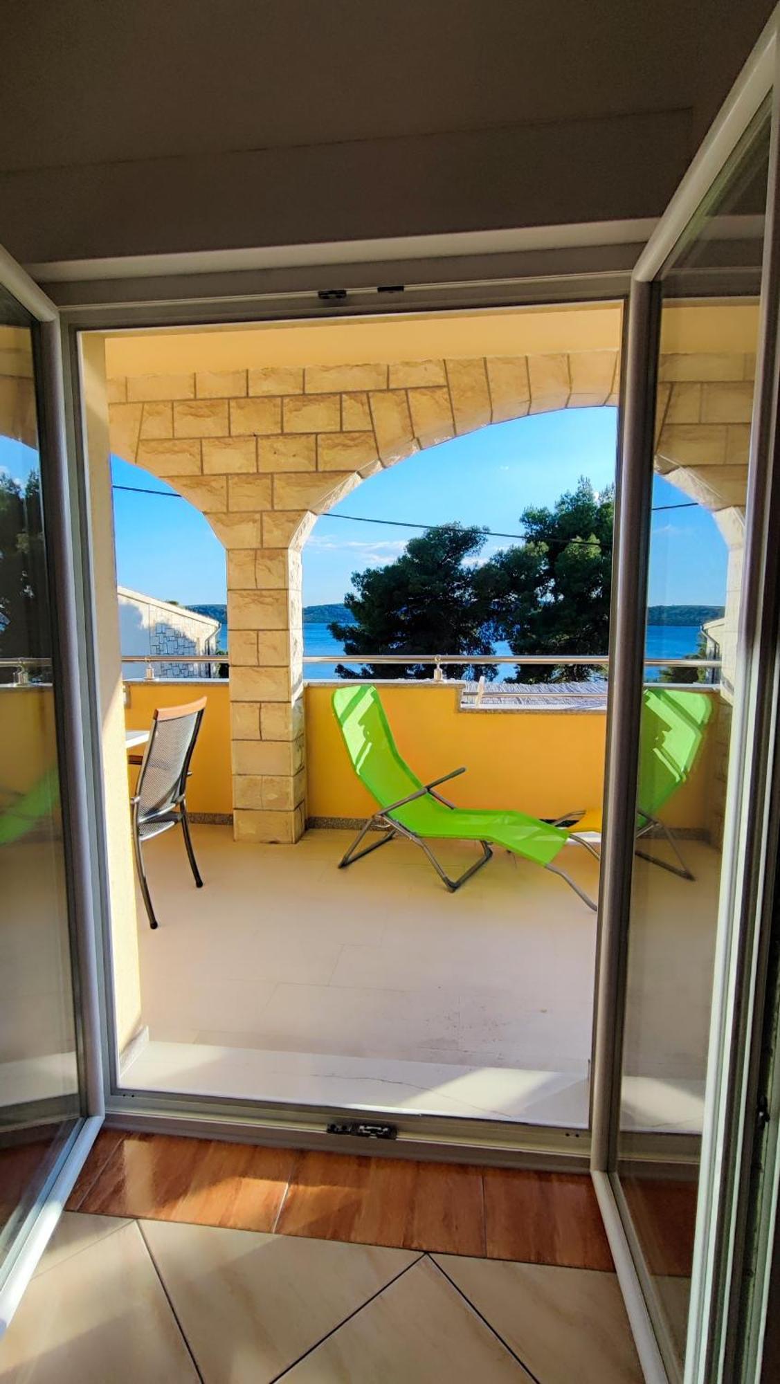 Villa Penava, Private Beach, Pool And 7Min To Trogir Ruang foto