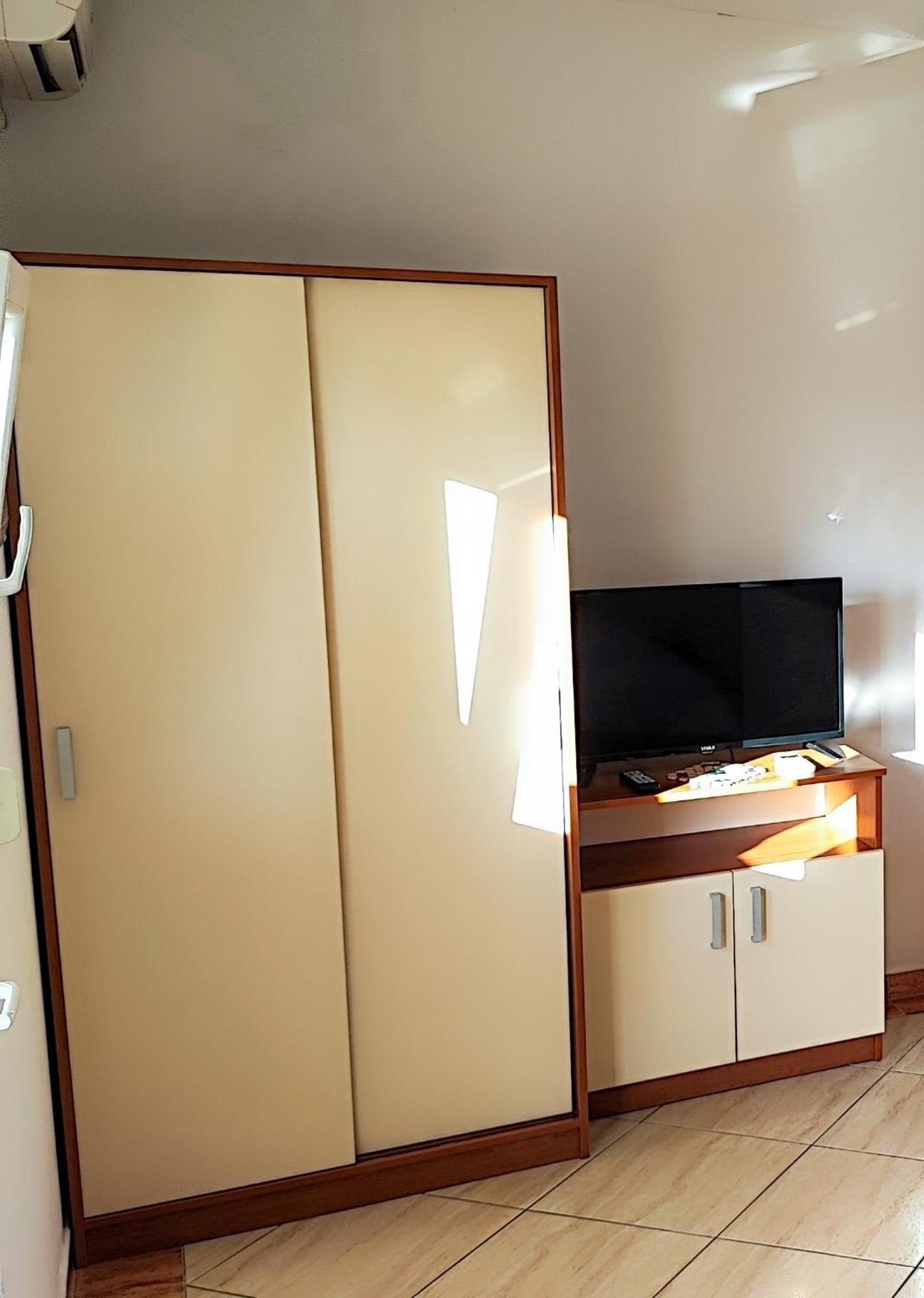 Villa Penava, Private Beach, Pool And 7Min To Trogir Ruang foto